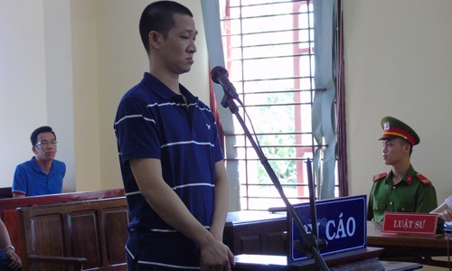 Ham ô tô giá rẻ nhiều người bị lừa tiền tỉ Bị cáo Trường tại tòa - Ảnh: Kim Hà.