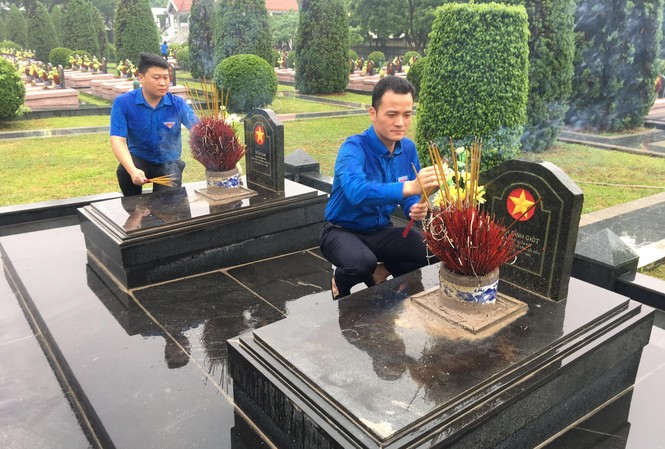 Nhiều hoạt động kỷ niệm 65 năm chiến thắng Điện Biên Phủ của tuổi trẻ Tây Bắc Nhiều hoạt động kỷ niệm 65 năm chiến thắng Điện Biên Phủ của tuổi trẻ Tây Bắc