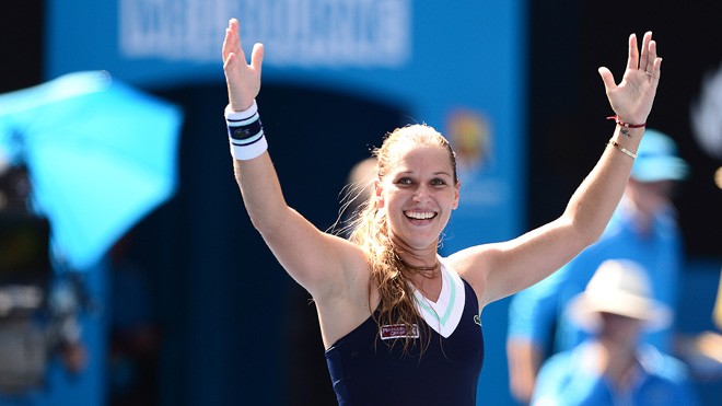 “Cáo già” Li Na gặp “thỏ non” Cibulkova Cibulkova viết tiếp câu chuyện thần kỳ tại Melbourne. Ảnh: AUSOPEN