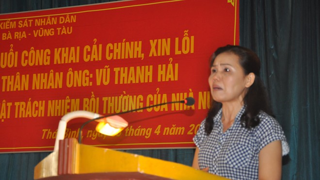 10 năm kêu oan cho chồng và nỗi buồn sau lời xin lỗi Bà Vui nghẹn ngào: “Tôi mong muốn xử lý những người đã gây tai họa cho gia đình tôi”.