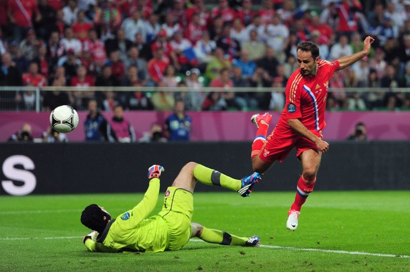 Đội tuyển Nga: Chờ đợi phép màu Capello Tiền vệ Roman Shirokov.