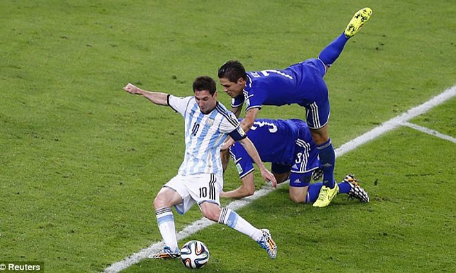 May quá, Messi chưa nôn khan May quá, Messi chưa nôn khan