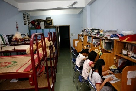 Miễn phí chỗ ở dự thi cho con em kiểm ngư, cảnh sát biển Miễn phí chỗ ở dự thi cho con em kiểm ngư, cảnh sát biển