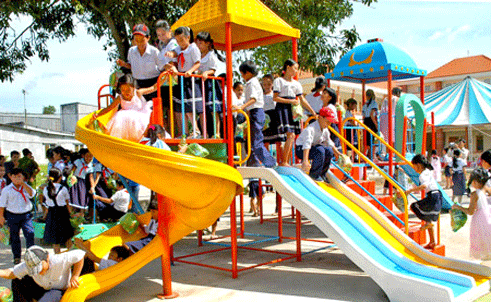 Gỡ khó sân chơi cho trẻ em Gỡ khó sân chơi cho trẻ em