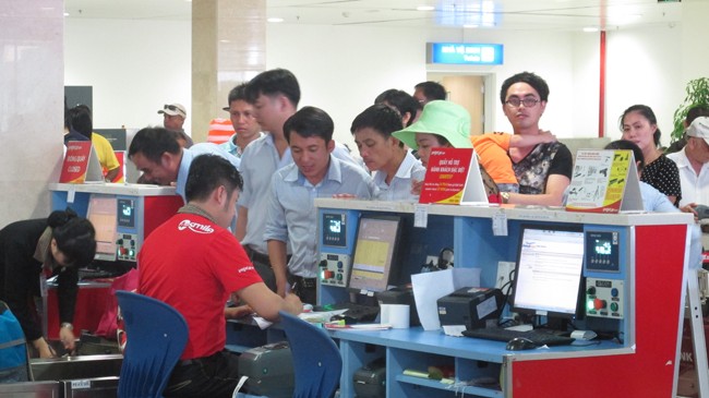 Cán bộ bay rẻ, tiết kiệm tiền tỷ ngân sách Lựa chọn chi phí đi lại hợp lý thể hiện trách nhiệm của cán bộ Nhà nước khi sử dụng ngân sách