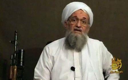 IS thành lập chính phủ, al-Qaeda mở rộng sang Ấn Độ Thủ lĩnh al-Qaeda Zawahri (ảnh chụp từ video của nhóm này)
