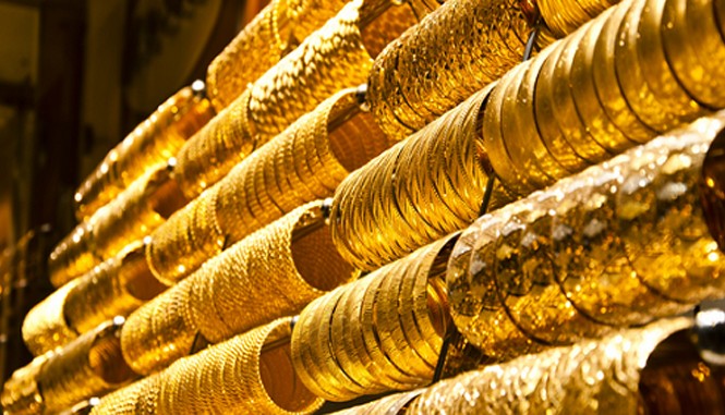 Vàng đi ngang, ngân hàng tăng mạnh giá USD mua vào Vàng đi ngang, ngân hàng tăng mạnh giá USD mua vào