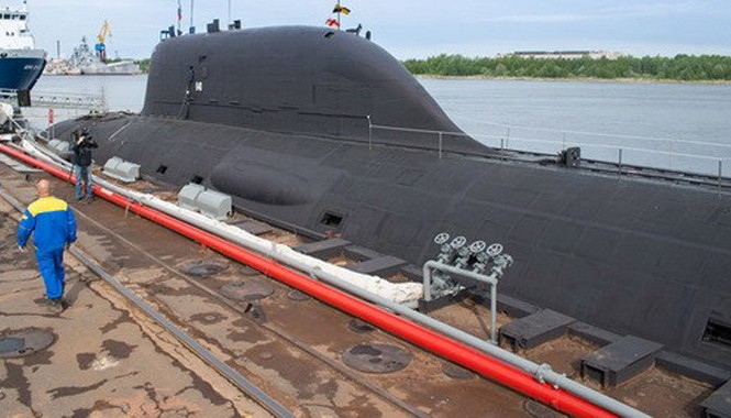 Lộ vũ khí đặc biệt của siêu tàu ngầm hạt nhân Nga Yàu ngầm hạt nhân đa nhiệm Severodvinsk tối tân của Nga.
