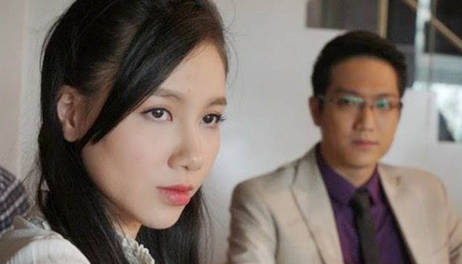 Phim truyền hình Việt: Lắm ngoại tình, nhiều cảnh nóng Một cảnh trong phim "Hôn nhân trong ngõ hẹp". Bộ phim đang được phát sóng trên kênh VTV3 vào các ngày từ thứ tư đến thứ sáu hằng tuần.