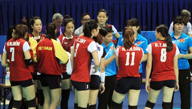 SEA Games ngày 15/6: Chờ tin vui từ bóng chuyền Chung kết bóng chuyền nữ Thái Lan - Việt Nam.