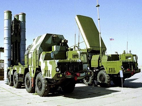 Bản tin 14H: Nga và Iran sắp ký thương vụ tên lửa S-300 Hệ thống tên lửa phòng không S-300 của Nga. (Nguồn: Sputnik)