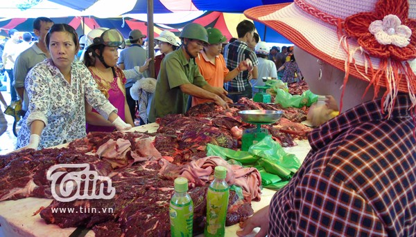 Thịt trâu chọi Đồ Sơn giá bạc triệu hút khách Thịt trâu chọi Đồ Sơn giá bạc triệu hút khách