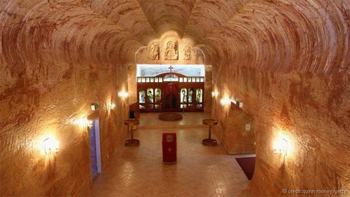 Những thành phố ngầm kỳ dị nhất Nhà thờ trong lòng đất ở thị trấn Coober Pedy.
