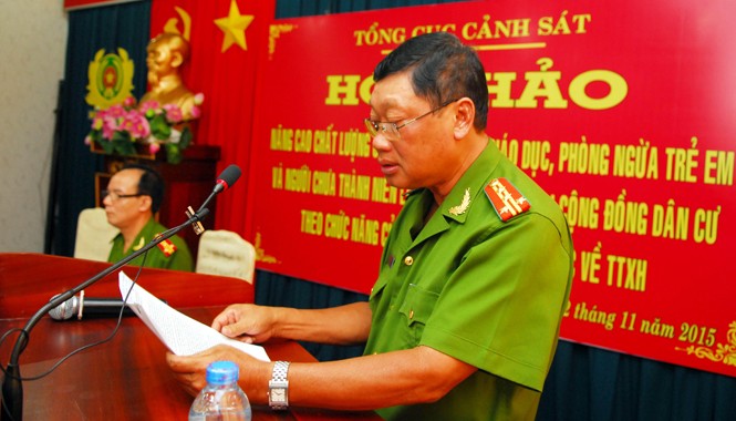Xuất hiện mại dâm trẻ em nam ở Hà Nội và TP.HCM Đại tá Lâm Dũng Nam, Phó Cục trưởng Cục Cảnh sát Quản lý hành chính về trật tự xã hội, Bộ Công an phát biểu tại hội thảo. Ảnh T.Chung.