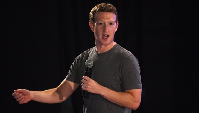 Đằng sau việc Mark Zuckerberg hiến 99% cổ phần Facebook Mark Zuckerberg cam kết hiến 99% cổ phần của anh trong Facebook cho một quỹ từ thiện. Ảnh: Getty.