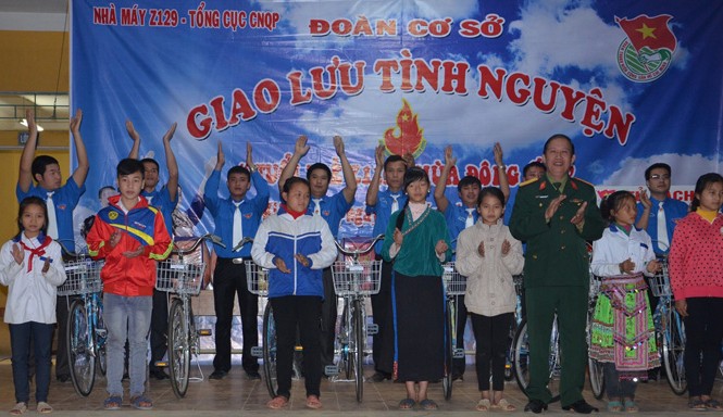 Tuổi trẻ sáng mãi niềm tin theo Đảng Tuổi trẻ sáng mãi niềm tin theo Đảng