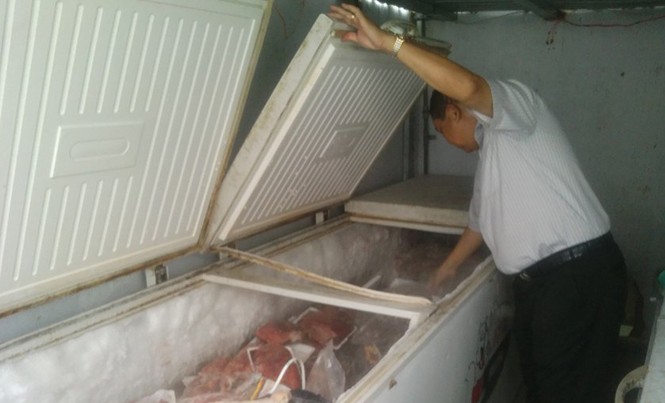 Phát hiện gần 2 tấn thịt đà điểu 'pha' thịt heo Số thịt heo trộn đà điểu bị phát hiện.