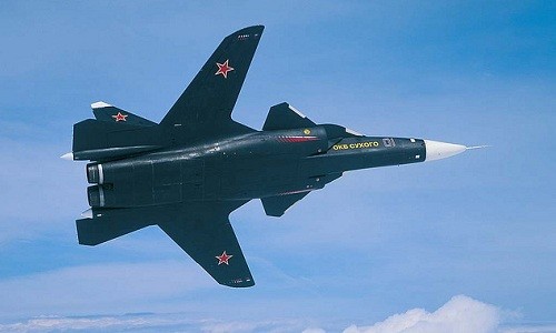 'Đại bàng vàng' Su-47, tiêm kích cánh ngược đầu tiên của Nga Một chiếc Su-47 Berkut của Nga. Ảnh: Aviations militaires.
