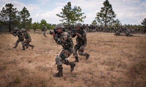 59 đặc nhiệm Ấn Độ biến mất bị quy tội đào ngũ tập thể Đặc nhiệm Ấn Độ trong một cuộc tập trận. Ảnh: MensXP.