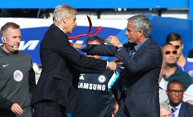 Wenger bất ngờ kêu gọi 'hòa bình' với Mourinho Wenger và Mourinho có mối quan hệ rất căng thẳng trong quá khứ.