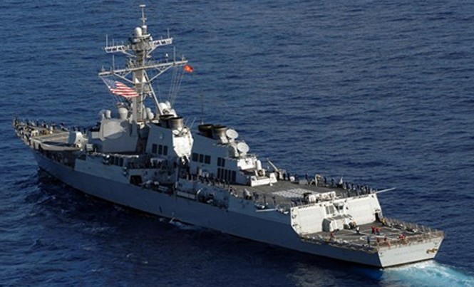 Bản tin 21H: Mỹ điều tàu khu trục mang tên lửa điều khiển vào biển Đen Tàu khu trục USS Oscar Austin của hải quân Mỹ.