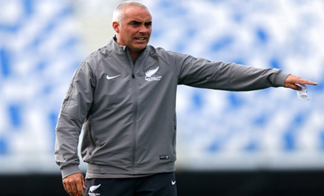 HLV New Zealand nói 'U20 Việt Nam không phải dạng vừa' HLV Darren Bazeley của U20 New Zealand. Ảnh: Reuters.
