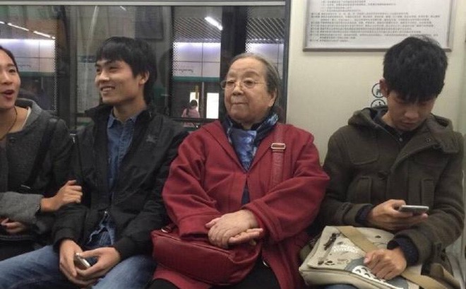 'Dung Ma Ma' Hoàn Châu Cách Cách: Tuổi già cô đơn, không chồng con 'Dung Ma Ma' Hoàn Châu Cách Cách: Tuổi già cô đơn, không chồng con