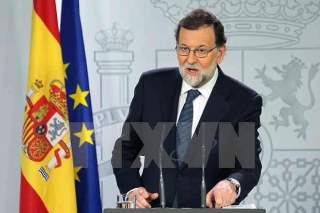 Bản tin 8H: Tây Ban Nha giải tán chính quyền tự trị Catalonia Bản tin 8H: Tây Ban Nha giải tán chính quyền tự trị Catalonia