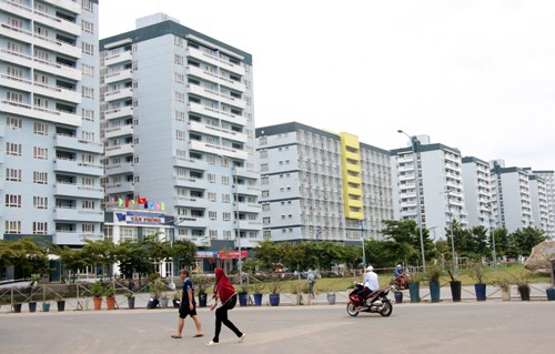 Đại học, ký túc xá Sài Gòn 'xả cửa' cho sinh viên cổ vũ U23 Việt Nam Ký túc xá khu B - Đại học Quốc gia TP HCM. Ảnh: Mạnh Tùng.
