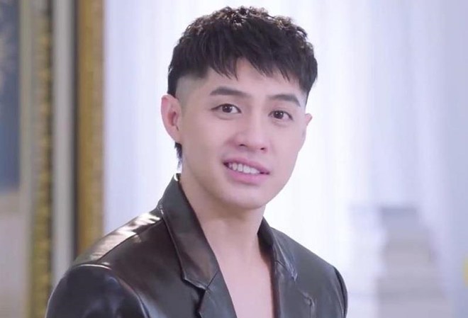 Noo Phước Thịnh đòi ê-kíp dùng nhạc 'chùa' bồi thường 500 triệu đồng Trước đó, Noo Phước Thịnh bức xúc kêu gọi tẩy chay phim vì dùng nhạc "chùa".