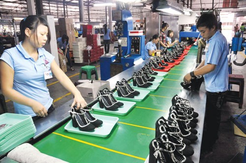 Hiệp định Thương mại tự do Việt Nam – EU có thể sắp ký kết EU hiện là đối tác thương mại lớn thứ 3 và là một trong hai thị trường xuất khẩu lớn nhất của Việt Nam