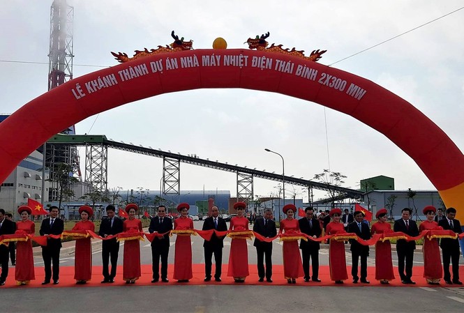 EVN đưa vào vận hành dự án nhiệt điện công suất 3,9 tỷ kWh/năm Thủ tướng Nguyễn Xuân Phúc dự lễ khánh thành dự án Nhà máy nhiệt điện Thái Bình công suất 3,9 tỷ kWh/năm
