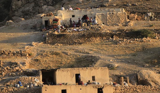 Phiến quân IS thảm sát toàn bộ nam giới ngôi làng người Yazidi Người Yazidi ở Sinjar