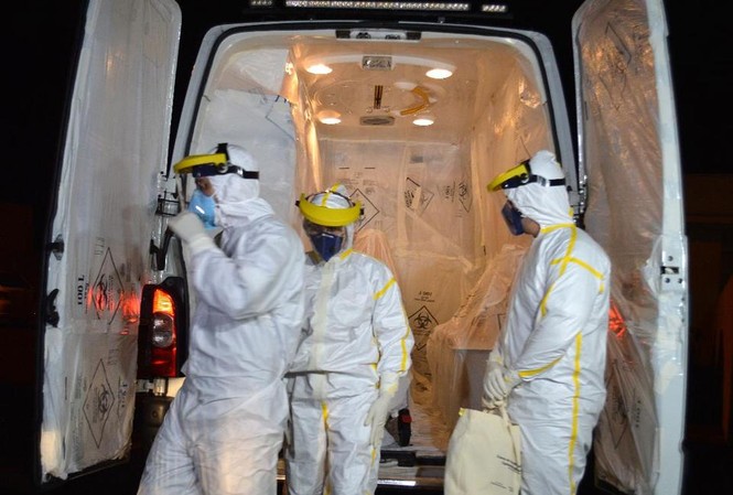 Nạn nhân thiệt mạng vì Ebola vượt mức 4.000 người Đại dịch Ebola đang lây lan với tốc độ chóng mặt