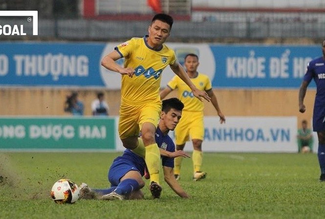 Cả cầu thủ lẫn HLV Bình Dương bị đuổi ở trận hòa Thanh Hóa Bình Dương và Thanh Hoá có một trận đấu hấp dẫn ở vòng 5 V-League 2018.