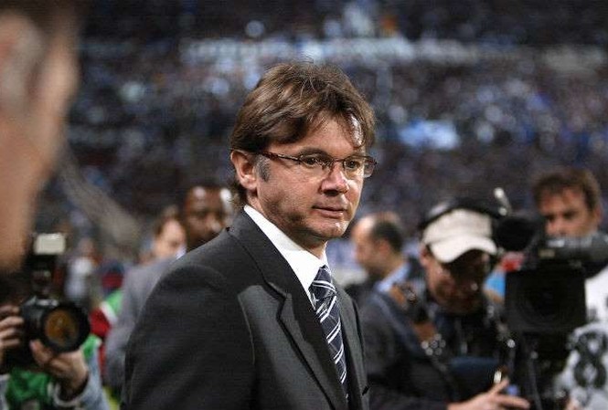 VFF bất ngờ chọn HLV lừng danh dẫn dắt U18 Việt Nam Ông Philippe Troussier sẽ dẫn dắt U18 Việt Nam thay HLV Hoàng Anh Tuấn.