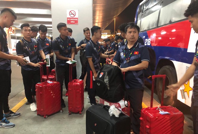 U22 Việt Nam tới Manila, sẵn sàng tranh HCV SEA Games 30 Đội tuyển U22 Việt Nam đã có mặt tại Manila, Philippines để chuẩn bị cho SEA Games 30.