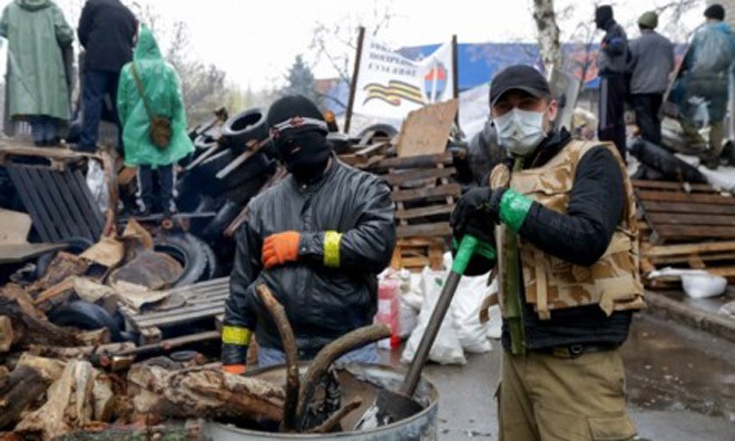 Dân quân đông Ukraine ra điều kiện hạ vũ khí Dân quân đông Ukraine ra điều kiện hạ vũ khí