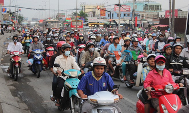 Ùn ùn trở lại thành phố làm việc sau lễ Ùn ùn trở lại thành phố làm việc sau lễ