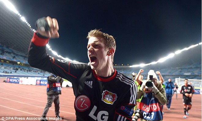 Sao trẻ Đức phũ phàng từ chối Arsenal Lars Bender từ chối Arsenal để ở lại với Leverkusen.