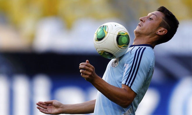 Ozil không chắc suất đá chính tại World Cup Ozil không chắc suất đá chính tại World Cup