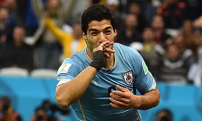 Chấm điểm Uruguay-Anh (2-1): Rooney chẳng thể sánh với Suarez Chấm điểm Uruguay-Anh (2-1): Rooney chẳng thể sánh với Suarez