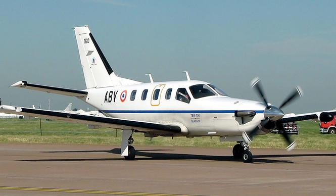Máy bay Mỹ bị chiến đấu cơ bám đuổi rơi gần Jamaica Một máy bay Socata TBM-700, tương tự chiếc bị rơi.