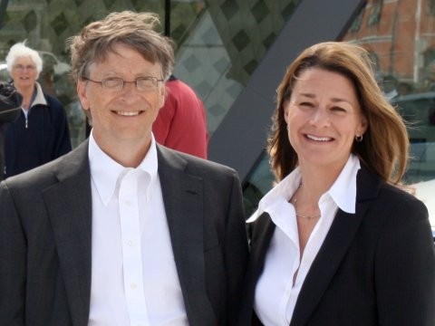 Bill Gates vẫn giữ ngôi vị người giàu nhất hành tinh Quỹ Bill & Melinda đang quản lý số tiền từ thiện lên tới 40 tỷ USD