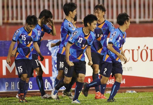 Đả bại Thái Lan, Yokohama vô địch giải U21 quốc tế U21 Yokohama ăn mừng bàn thắng trong trận chung kết.