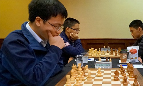 Kỳ thủ Quang Liêm vào vòng hai Cup thế giới 2017 Quang Liêm chiến thắng nhờ chiến thuật táo bạo, nhưng hợp lý. Ảnh: Chess Daily.