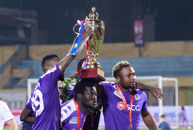 CLB Hà Nội giành Siêu Cup 2018: Dấu ấn ngoại binh CLB đoạt Siêu cúp Quốc gia-cúp THACO 2018. Ảnh: Duy Phạm