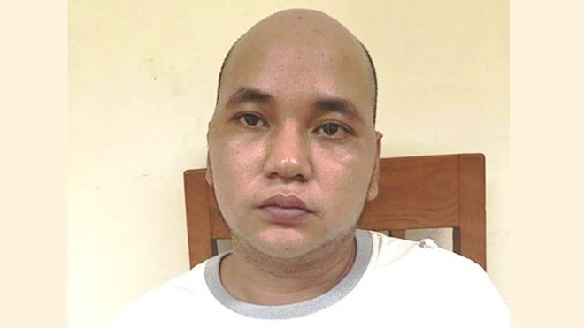 Bắt kẻ gây ra hàng loạt vụ cướp giật túi xách của phụ nữ Đối tượng Hùng tại cơ quan điều tra