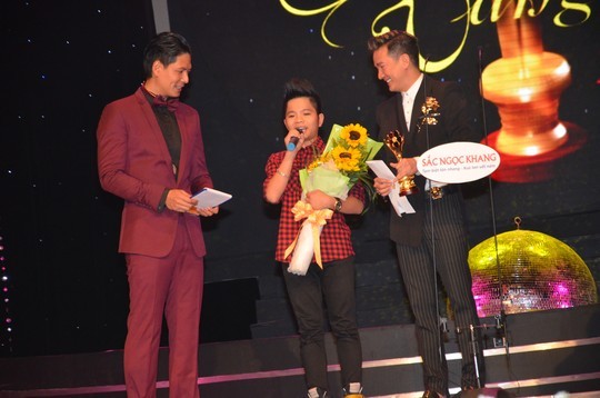 Mai Vàng 2014: Phương Mỹ Chi và Quang Anh gây bất ngờ Mai Vàng 2014: Phương Mỹ Chi và Quang Anh gây bất ngờ