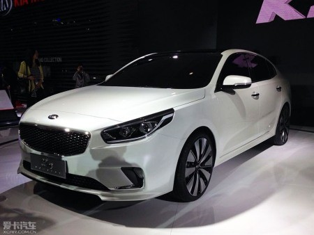 Kia ra mắt mẫu xe K4 Concept Xe Kia K4 concept được thiết kế cho thị trường Trung Quốc.
